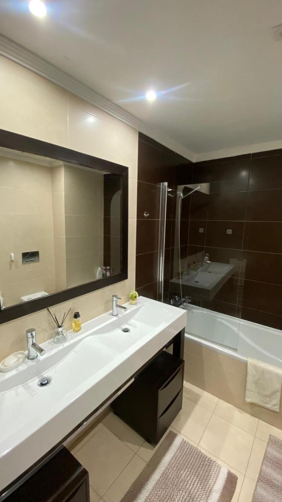 Rooms In Faro Close To Airport Buitenkant foto